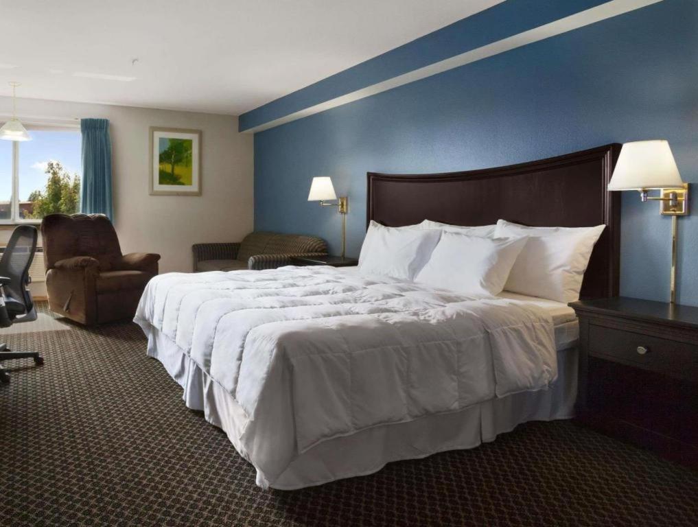 Days Inn By Wyndham Lacey Olympia Area Zewnętrze zdjęcie