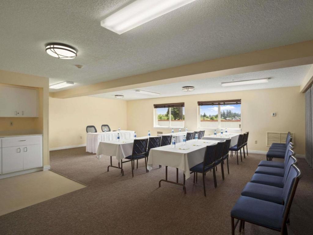 Days Inn By Wyndham Lacey Olympia Area Zewnętrze zdjęcie